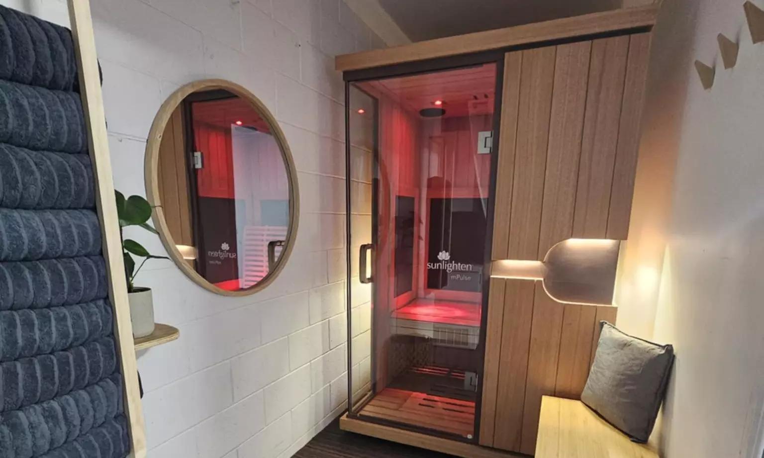 Detox & Relax: 30-Minute Infrared Sauna – 2, 4, or 6 Sessions