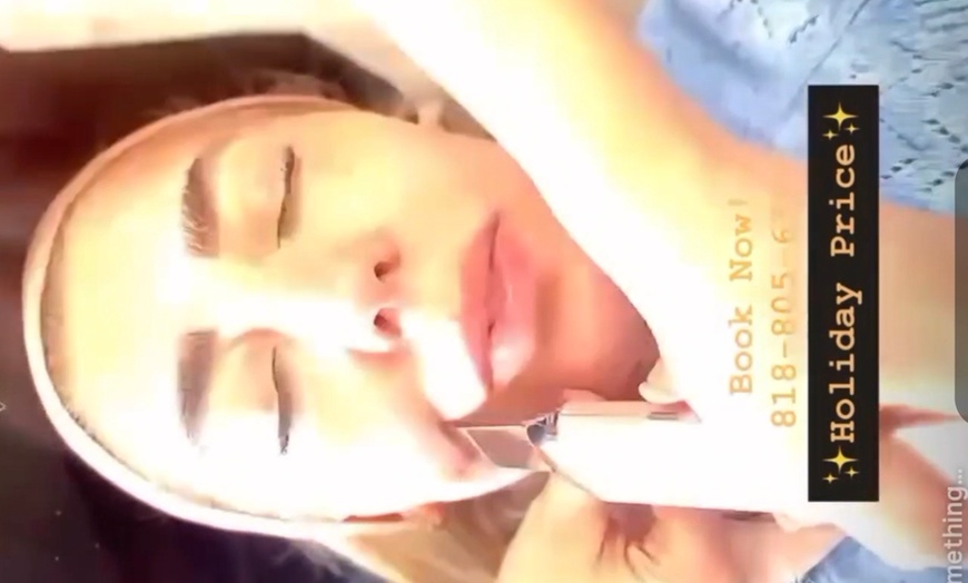 Image 7: Get Radiant Skin with One, Two or Three 60 Minute Basic Facials