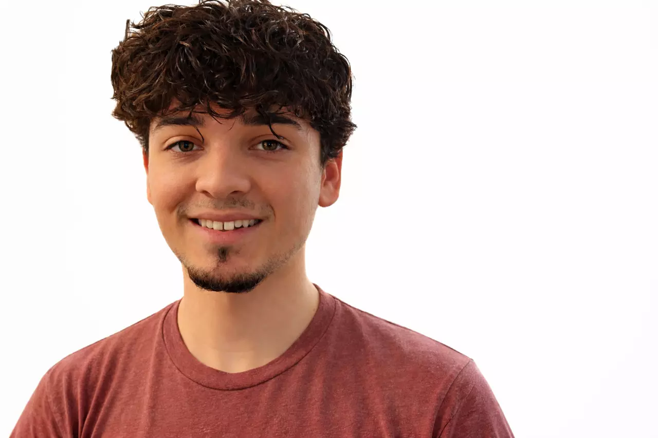 Women’s Haircut, Deep Conditioning, Style (Blowout), Highlights & More