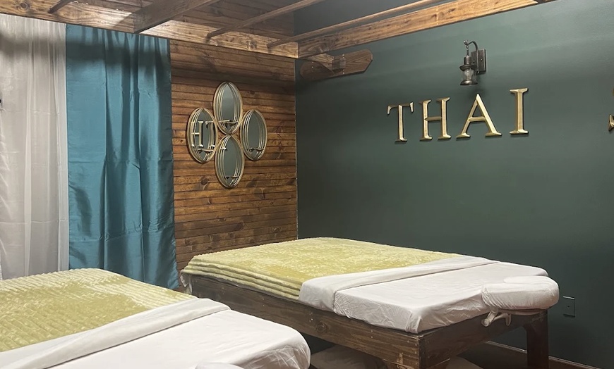 Image 2: 60- or 90-Min Custom Full Body Massages for Singles or Couples