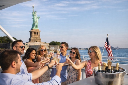 60 Minute Unlimited Prosecco Cruise - NY Skyline Operating LLC in New York