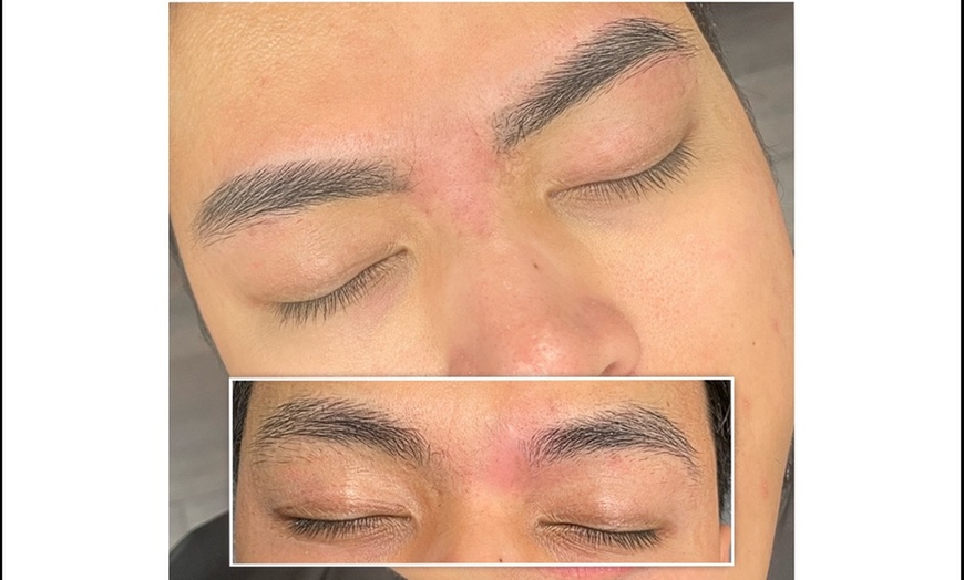 Image 6: Microshading Ombre Powder Brows and Threading