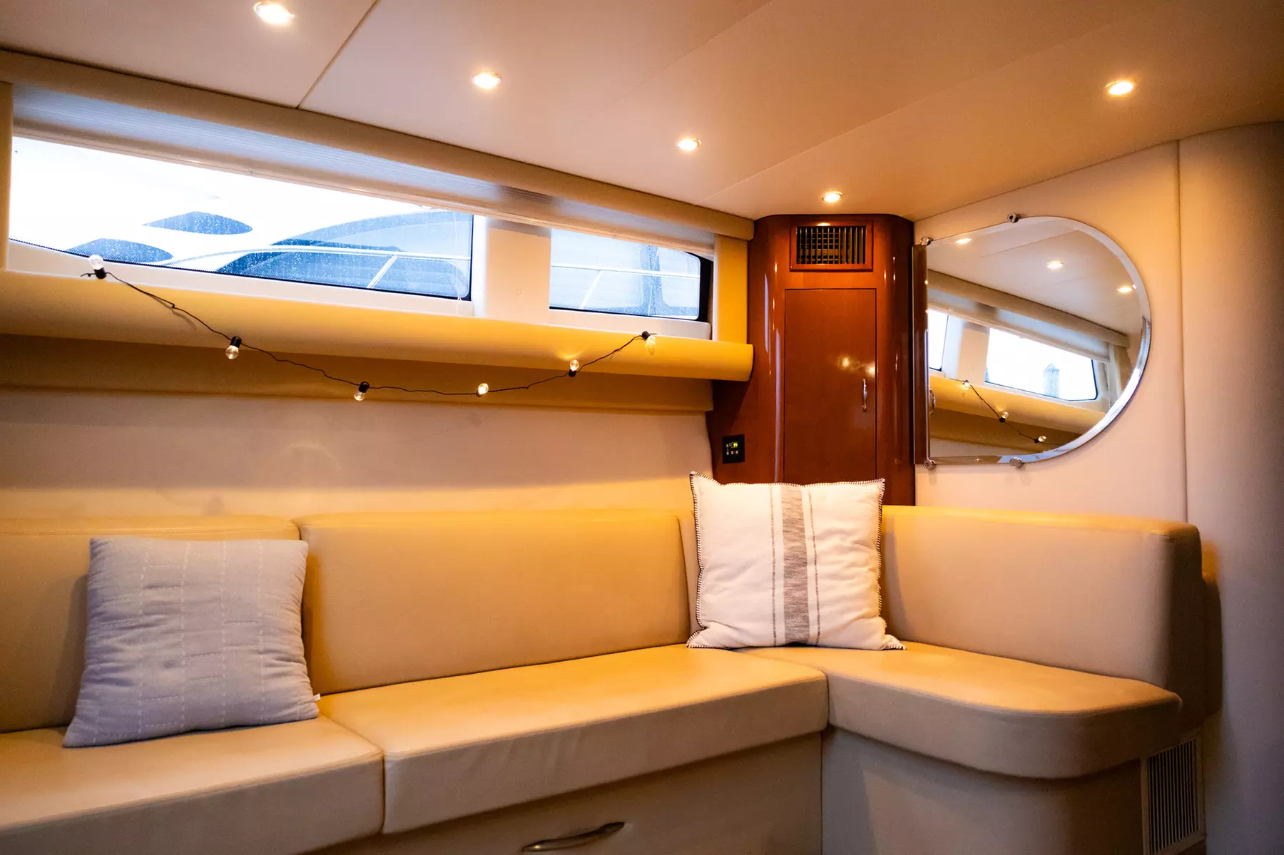 Luxury Private Yacht Cruise – Clearwater, FL