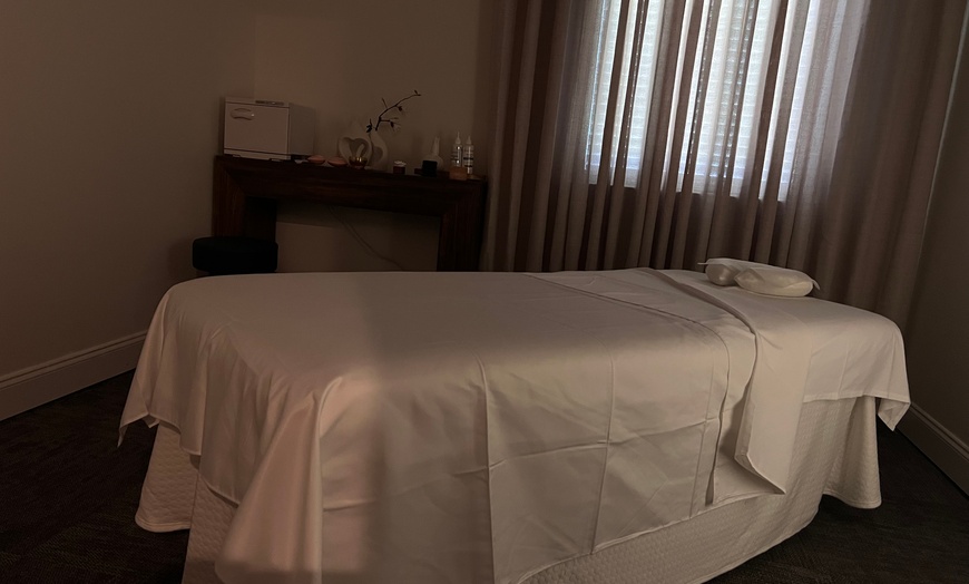 Image 7: Up to 60% Off on Therapeutic Massage