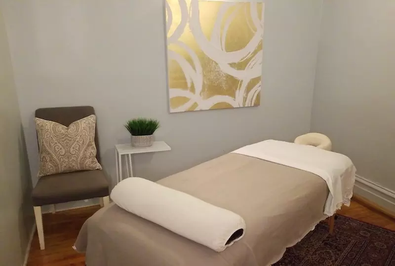 45, 60 or 75-Minute Post-Op Healing Massage by Male Specialist