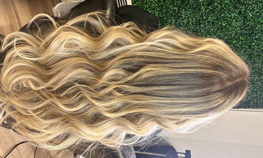 Image 3: Get a Haircut, Condition & Blowdry with Highlights, Color, or Balayage