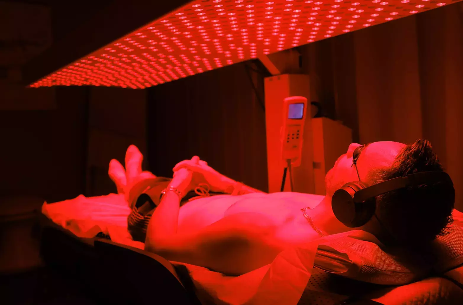 Up to 60% Off on Infrared Therapy at SUNMED - Lafayette