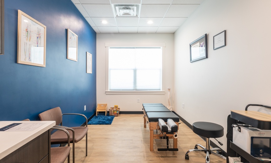 Image 4: Up to 56% Off on Chiropractic Services at Kinetic Chiropractic