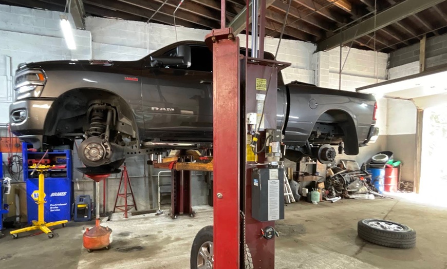 Image 2: Oil Change & Multi-Point Inspection