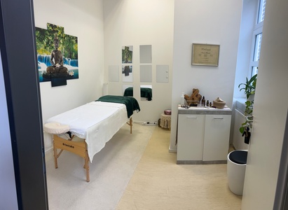 30 Min. Massage nach Wahl für 1 Person - Encanto Massage