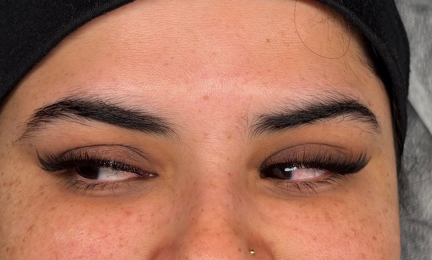 Image 5: Up to 42% Off on Eyelash Extensions at Bayan Beauty