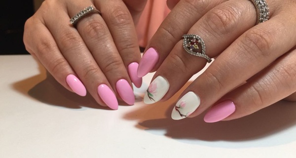 Do 50% zniżki na Salon/studio paznokci - Manicure i pedicure w Port de Beauté