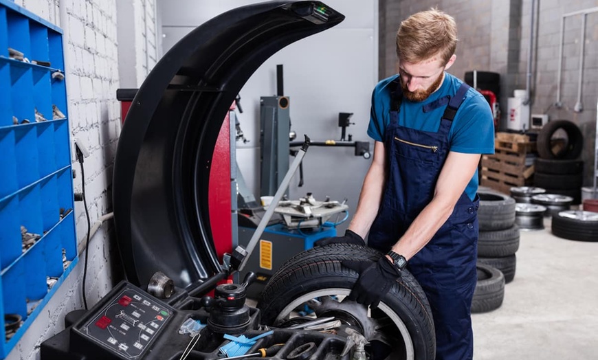 Image 2: Up to 51% Off on Wheel Alignment / Balancing - Car