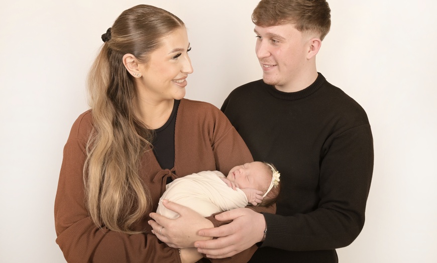 Image 4: Up to 90% Off on Studio Photography at In The Picture 2