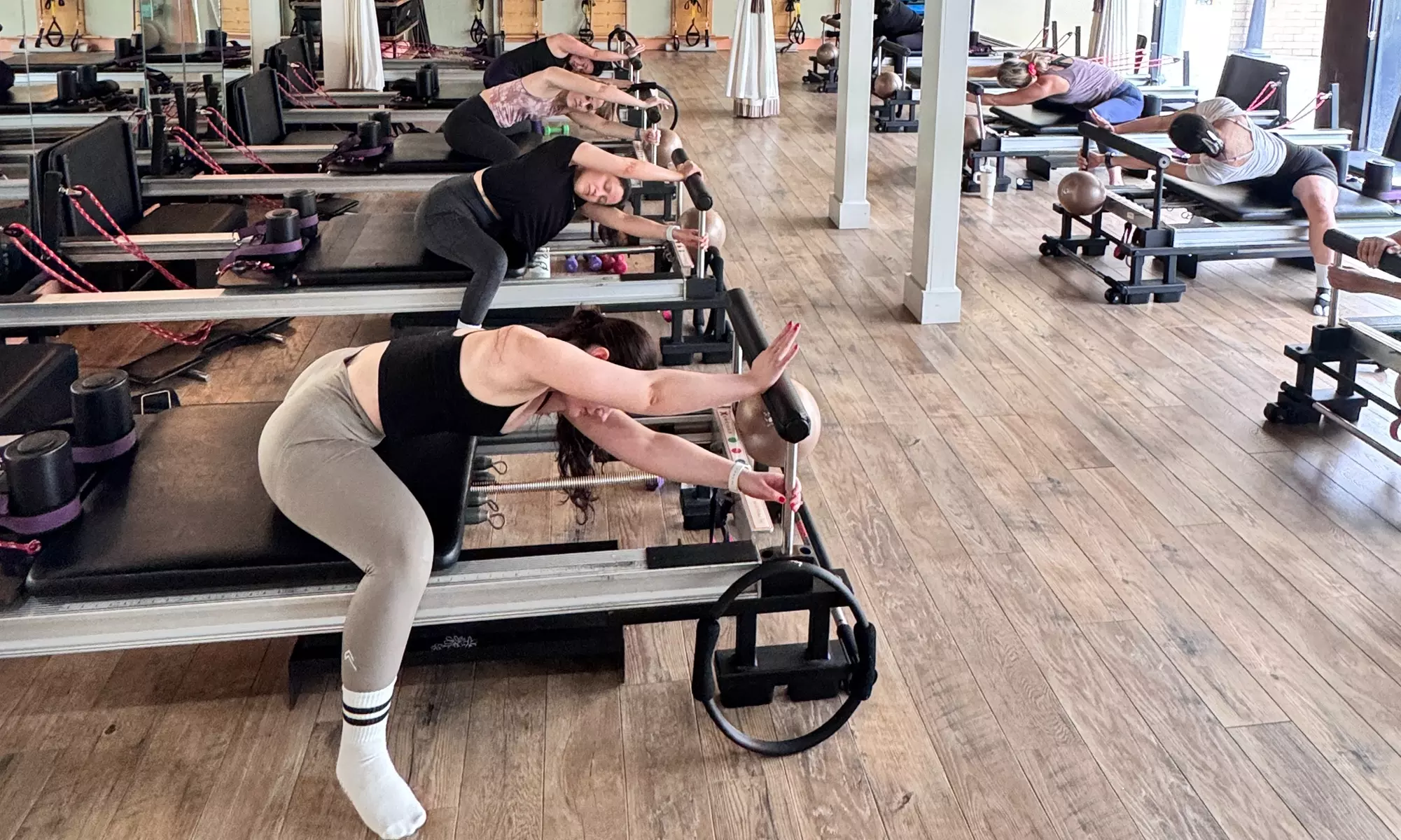 Choose between 3 or 5 Classes or 1 Month Limited Pilates Membership