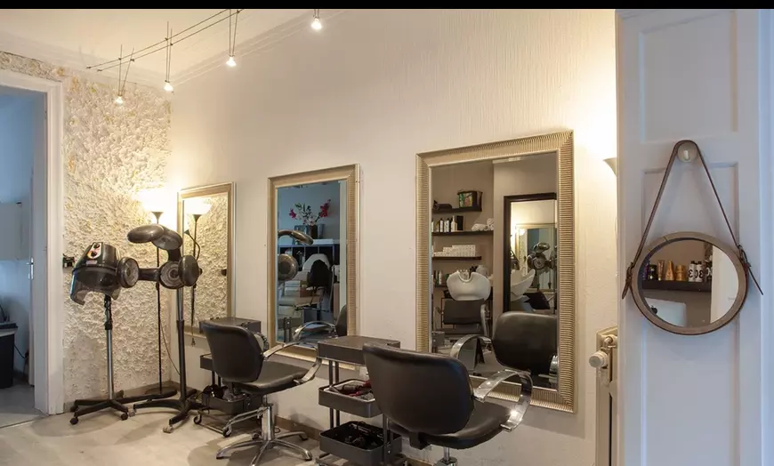 Image 2: Lissage brésilien pour toute longueur pour 1 personne à partir de 69,99€ chez Wall Coiffure