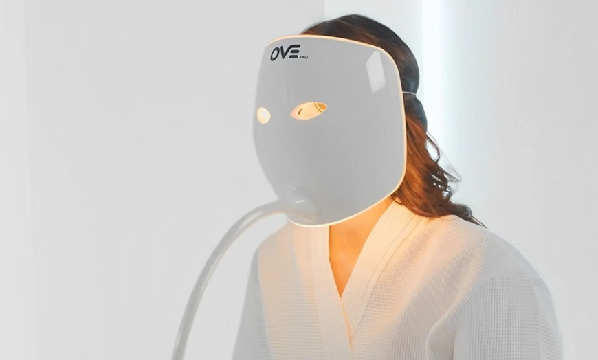 Image 2: Soin express du visage de luminothérapie de 12 ou 20 min