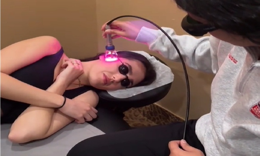 Image 3: TMJ Relief Session for Jaw Pain and Tension