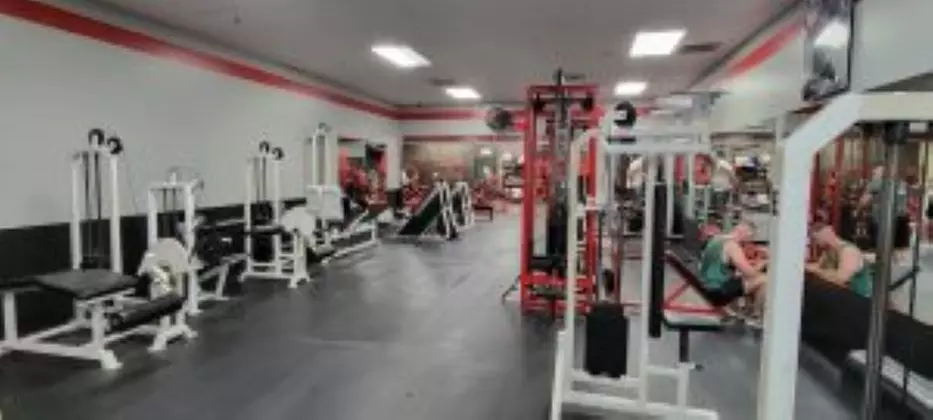 Old School Gym Experience with 24/7 Access at The GYM