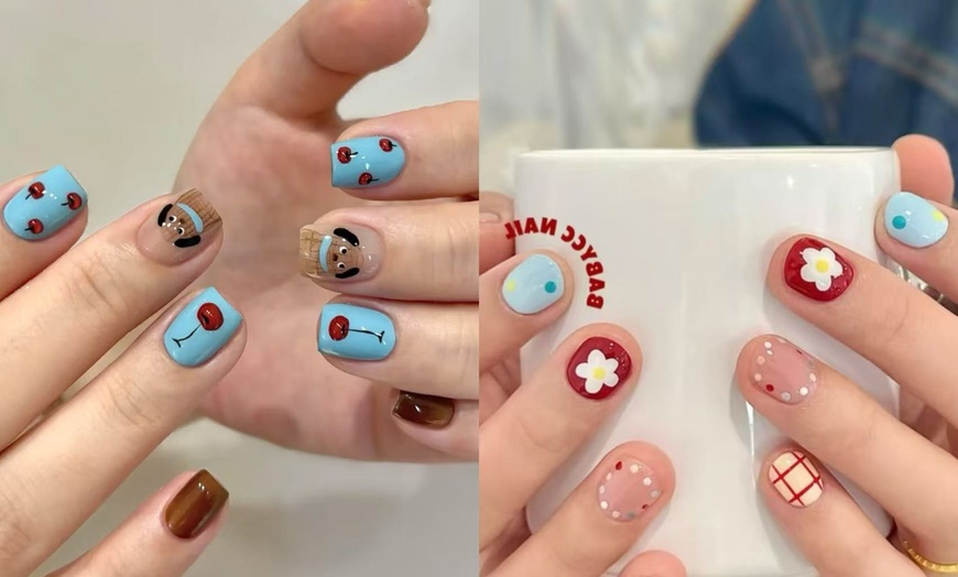 Image 5: Maniküre, Naturnagelverstärkung oder Nagelverlängerung mit Gel