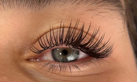 Classic Eyelash Extensions – 60-Minute Application - Zenmilashy