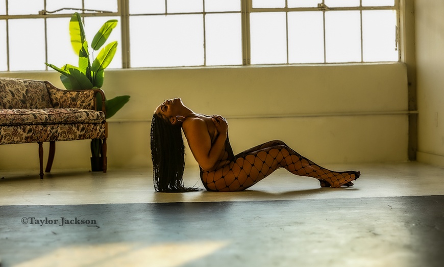 Image 3: 60- or 90-Min Boudoir Photo Session with Digital Image Package