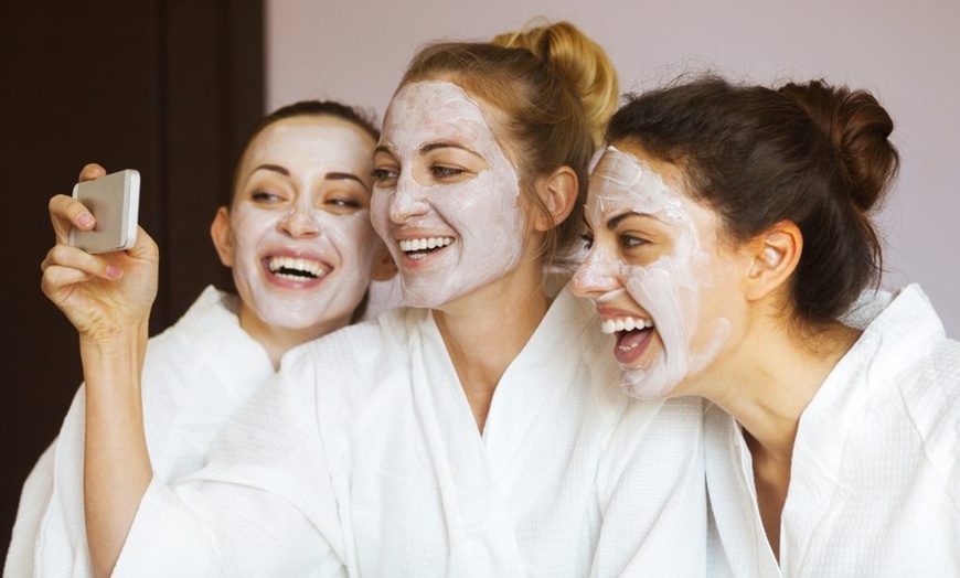 Image 3: Up to 40% Off on Spa / Salon Beauty Treatments at TD Beauty Spa