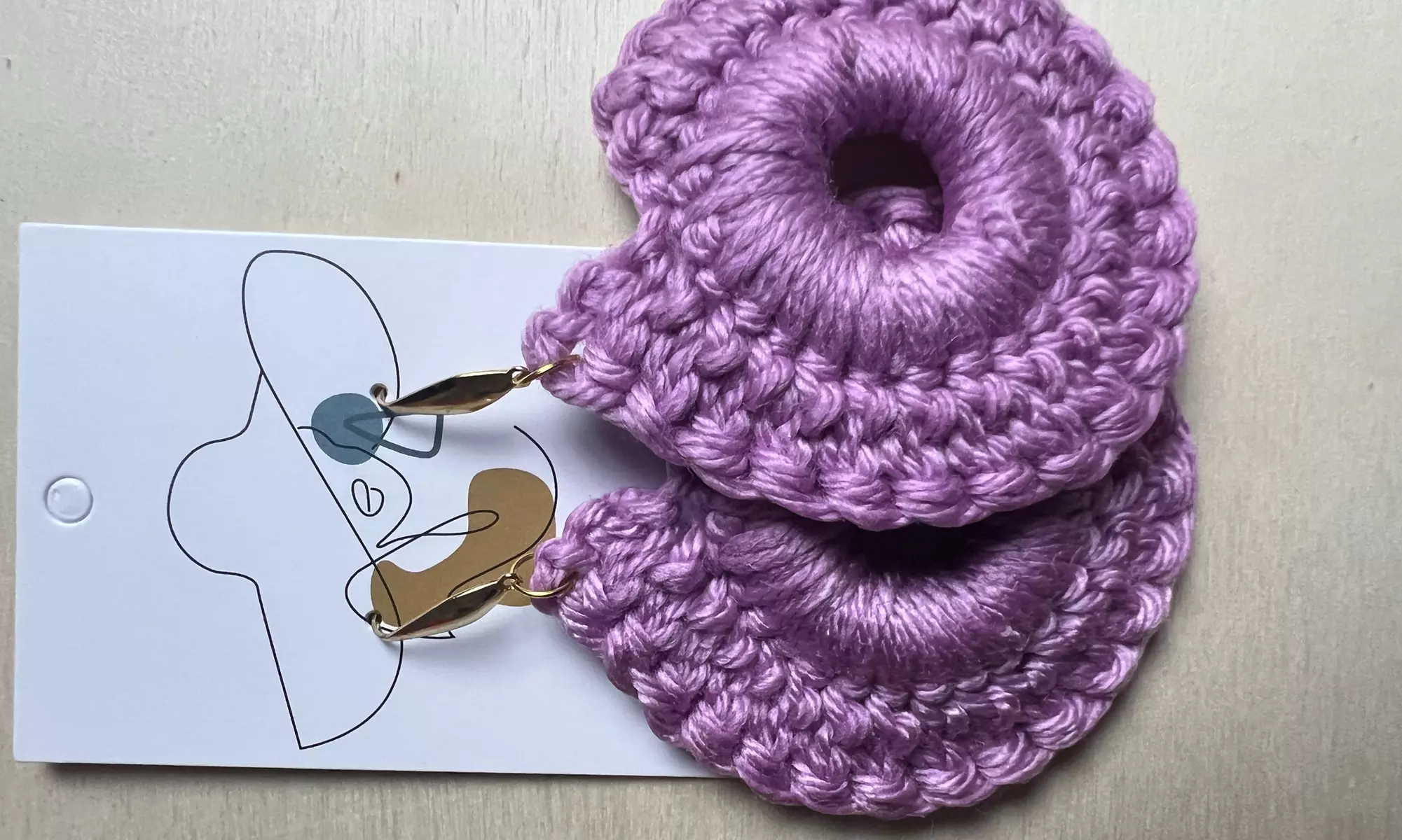 Build Your Own Customized Earrings with Metal & Crotchet Pieces