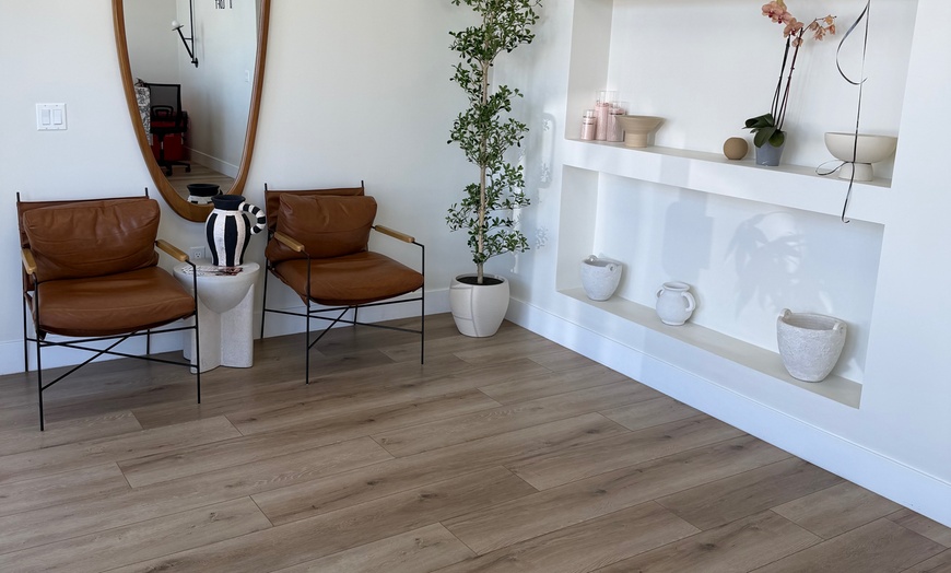 Image 3: Get Smooth Skin with 6 Laser Hair Removal Sessions – Small to XL Area