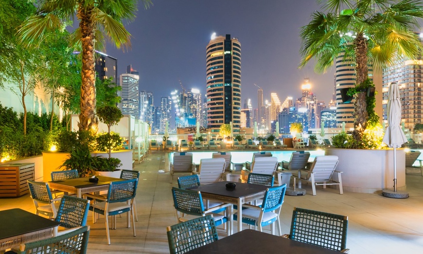 Image 7: Premium 4* Dinner Buffet with Beverages for 1-4 Guests