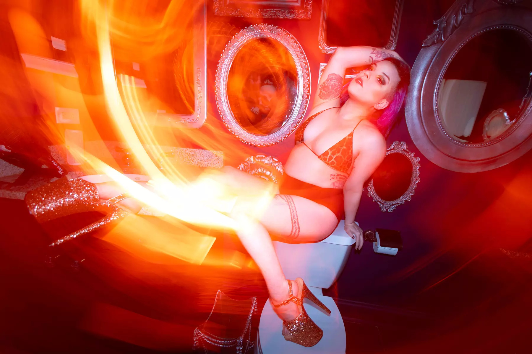 Explore Movement with Intro Pole-Dancing Classes