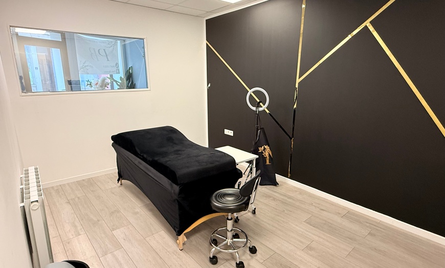 Image 7: Jusqu'à 35% de remise sur Epilation à la cire - visage / sourcils chez Pure Beauty