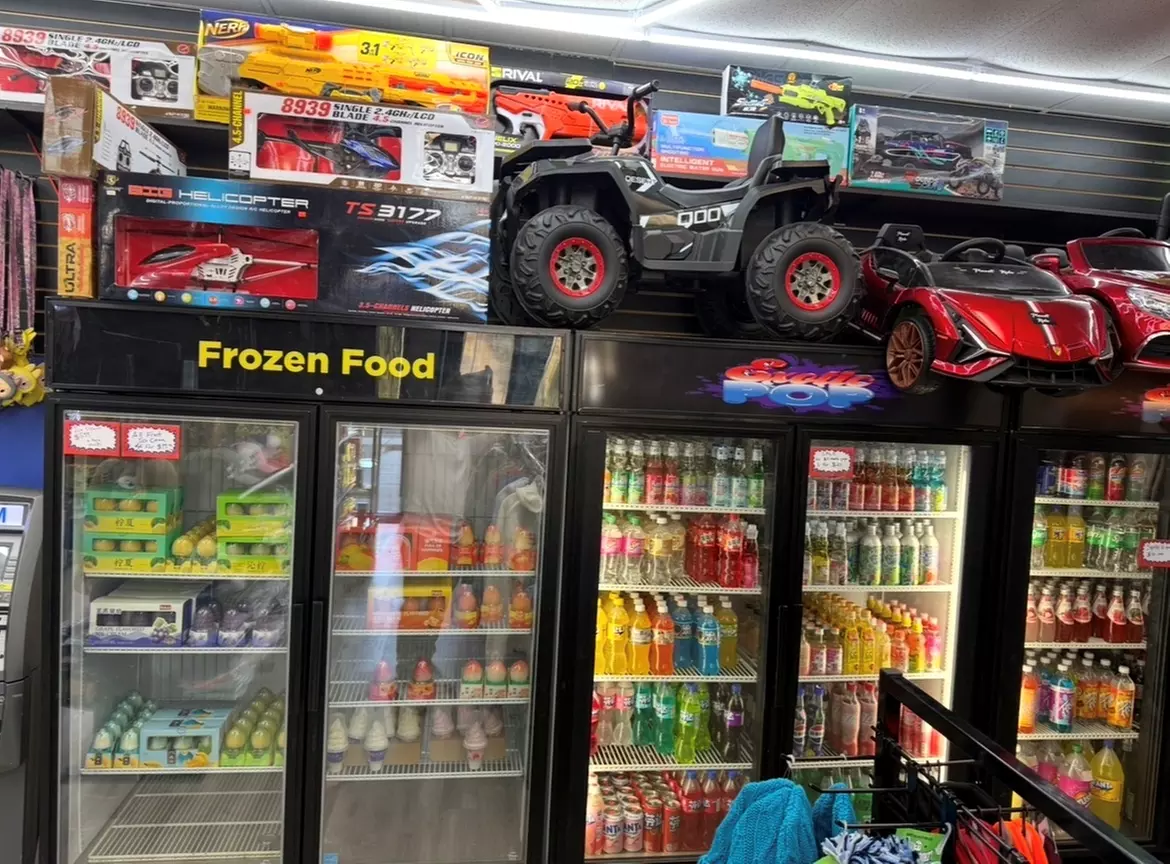 iPhone Screen Repair: iPhone X, Xr, XS, 12, 13, 14, 15, 16 Pro, & More