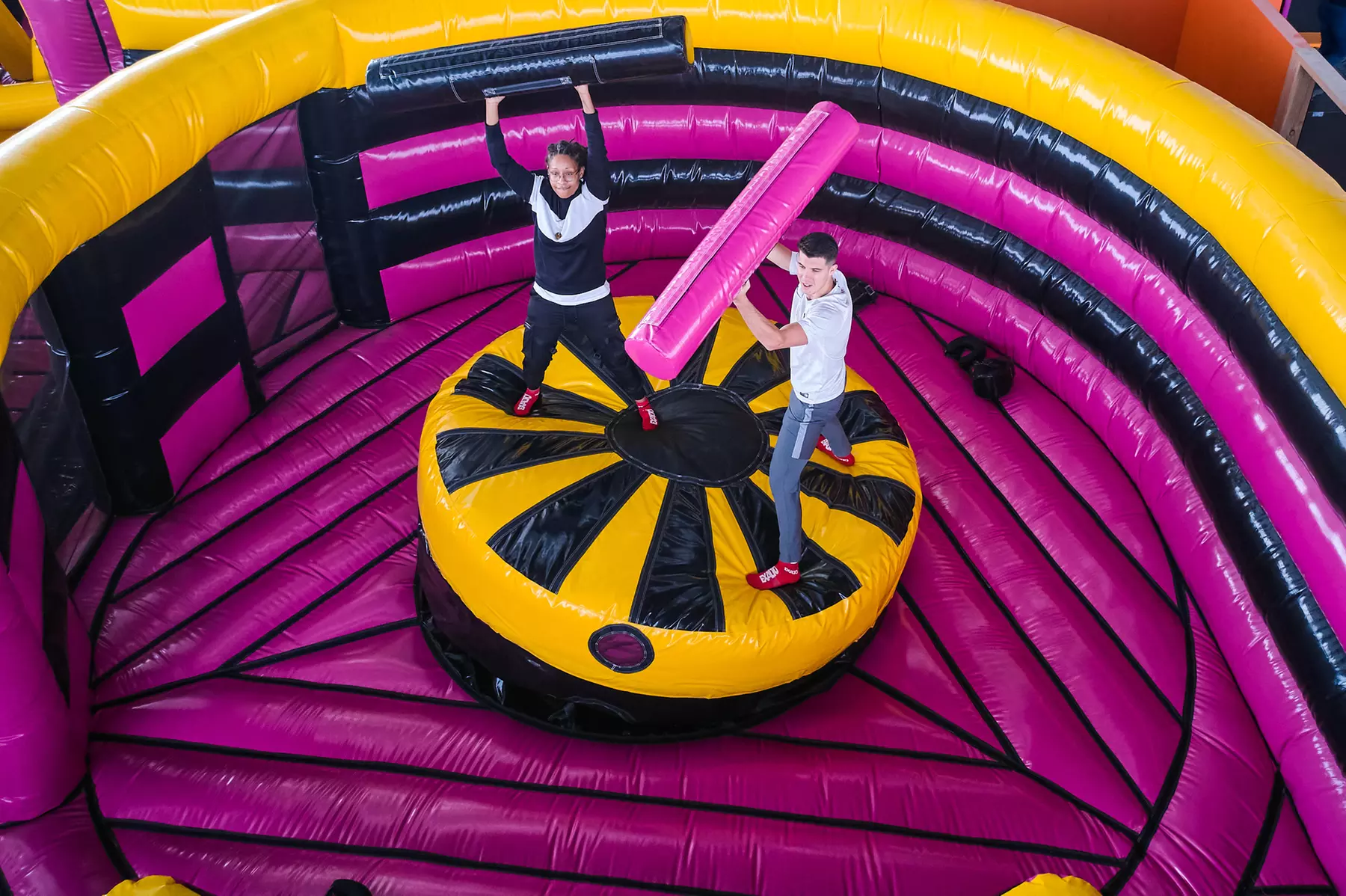 Session trampoline et arène gonflable d’1h avec Exalto Decines