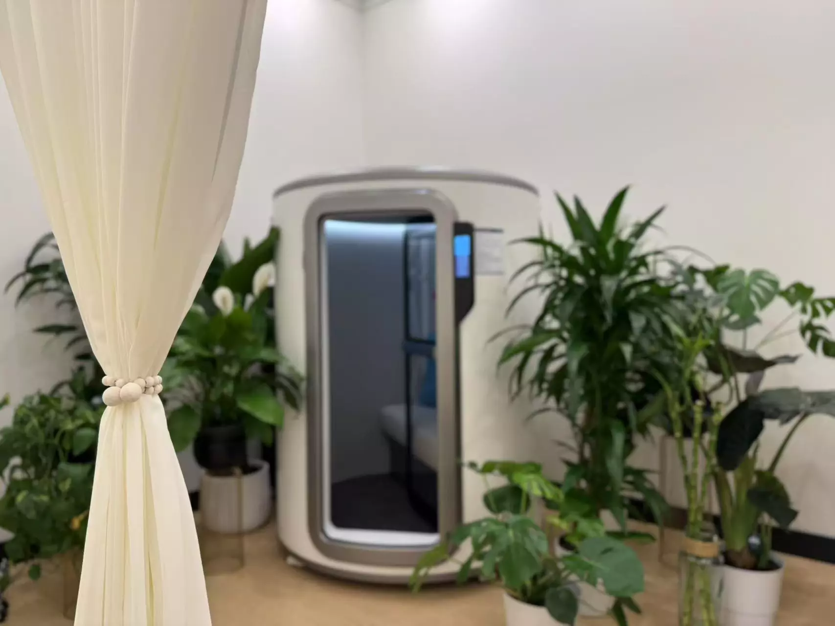 30 or 60-Min Hyperbaric Oxygen Mild Chamber Session to Boost Wellness at TIA MEDSPA(Up To 40% Off) - Primary Image