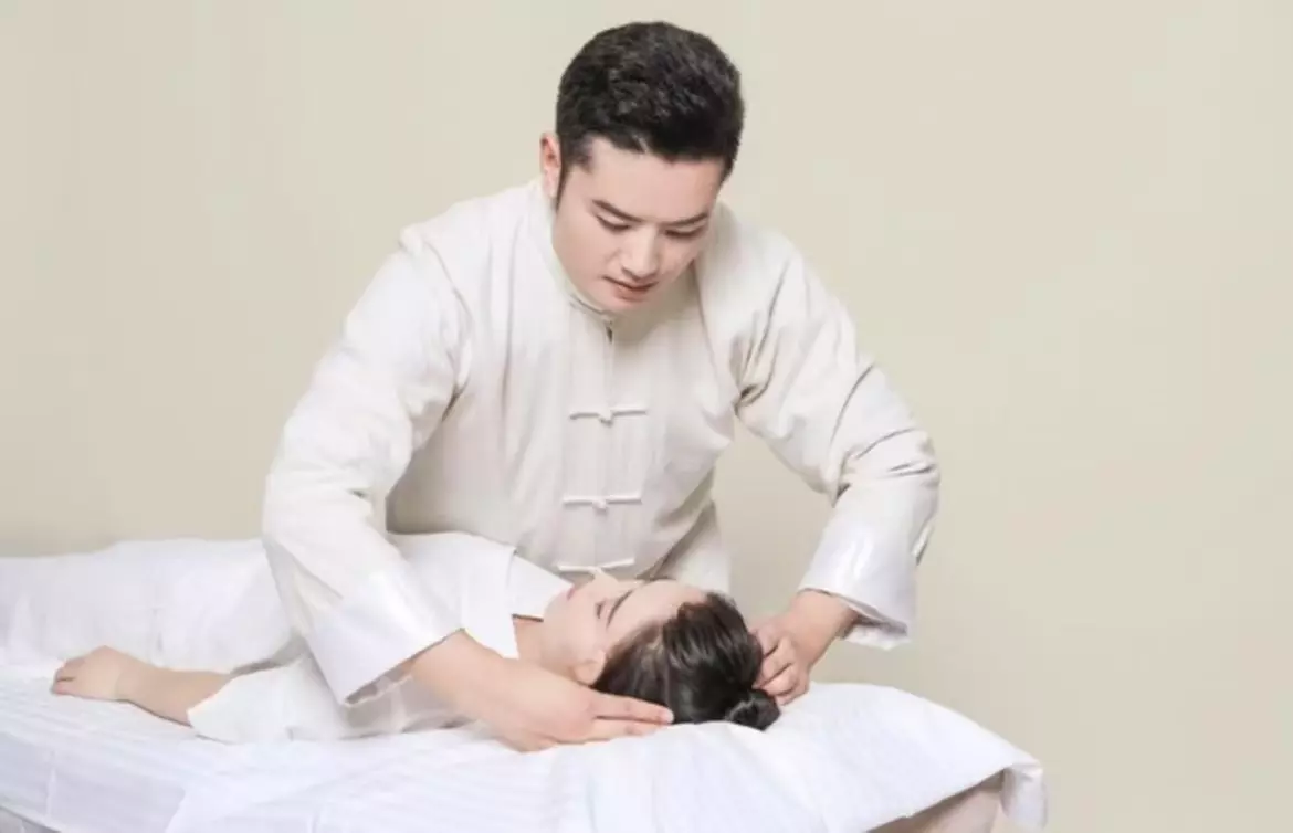 Up to 50% Off on Couples Massage at Jingu Town Spa