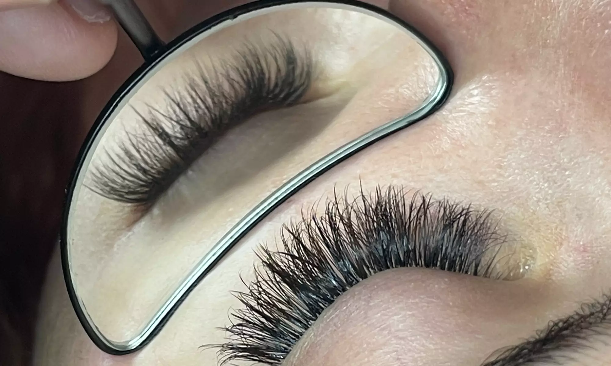 Full Set Hybrid Lash Extensions with Perm and Tint for Stunning Eyes