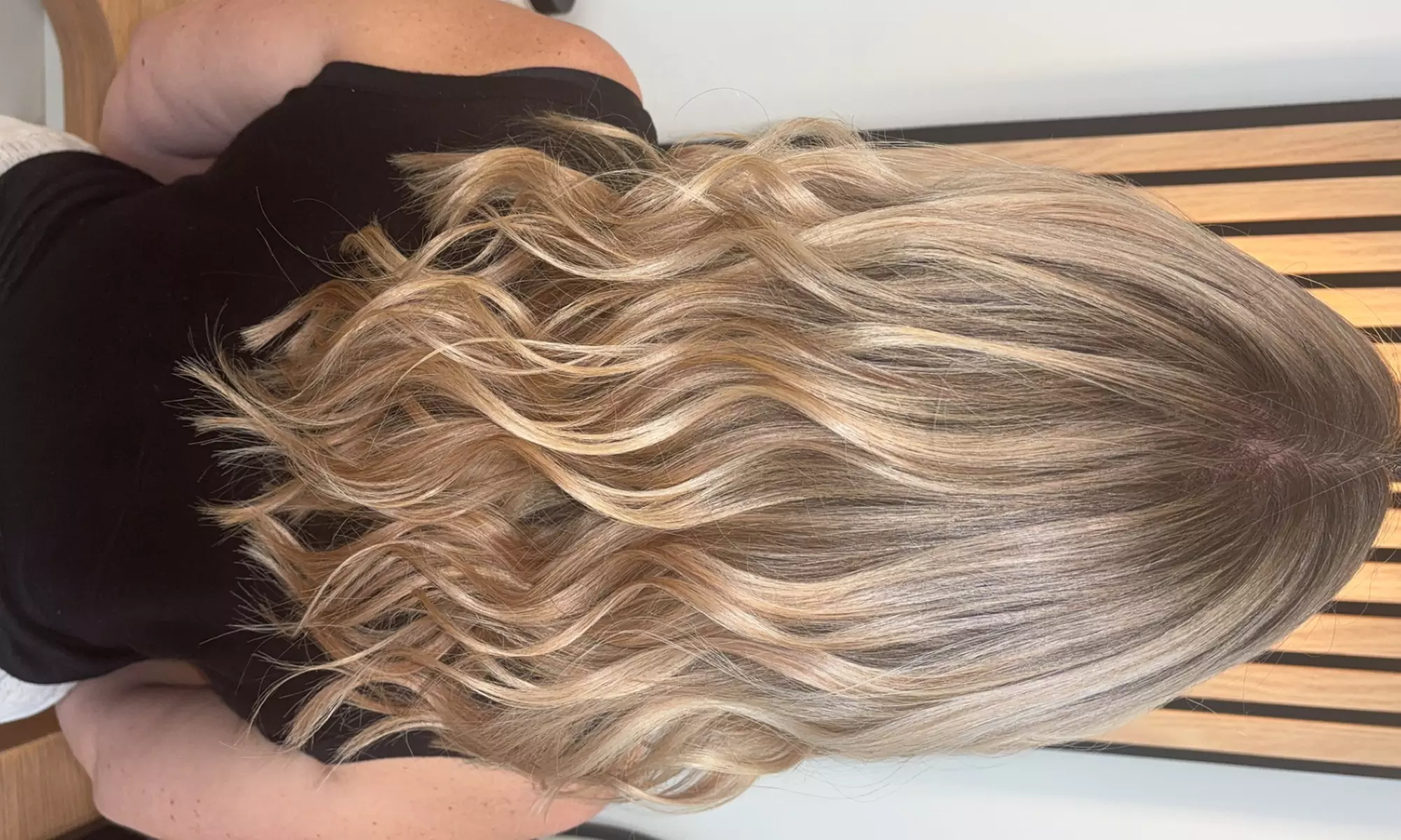 Coupe & brushing sur-mesure avec diagnostic pour cheveux sublimés