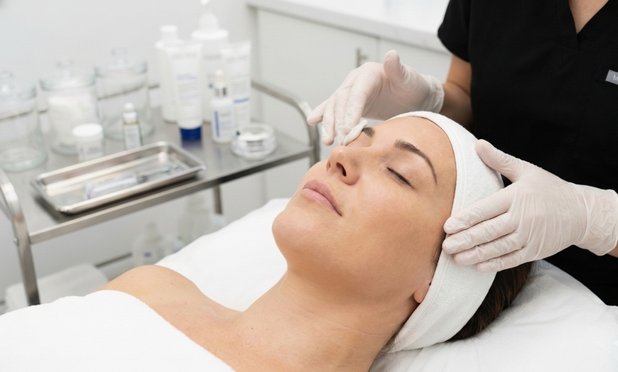 Image 1: Rejuvenate your skin with Skin Infusion, Biostimulation and LED