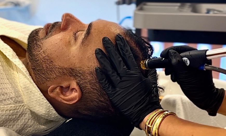 Image 16: 60-Minute Deep Scalp Treatment
