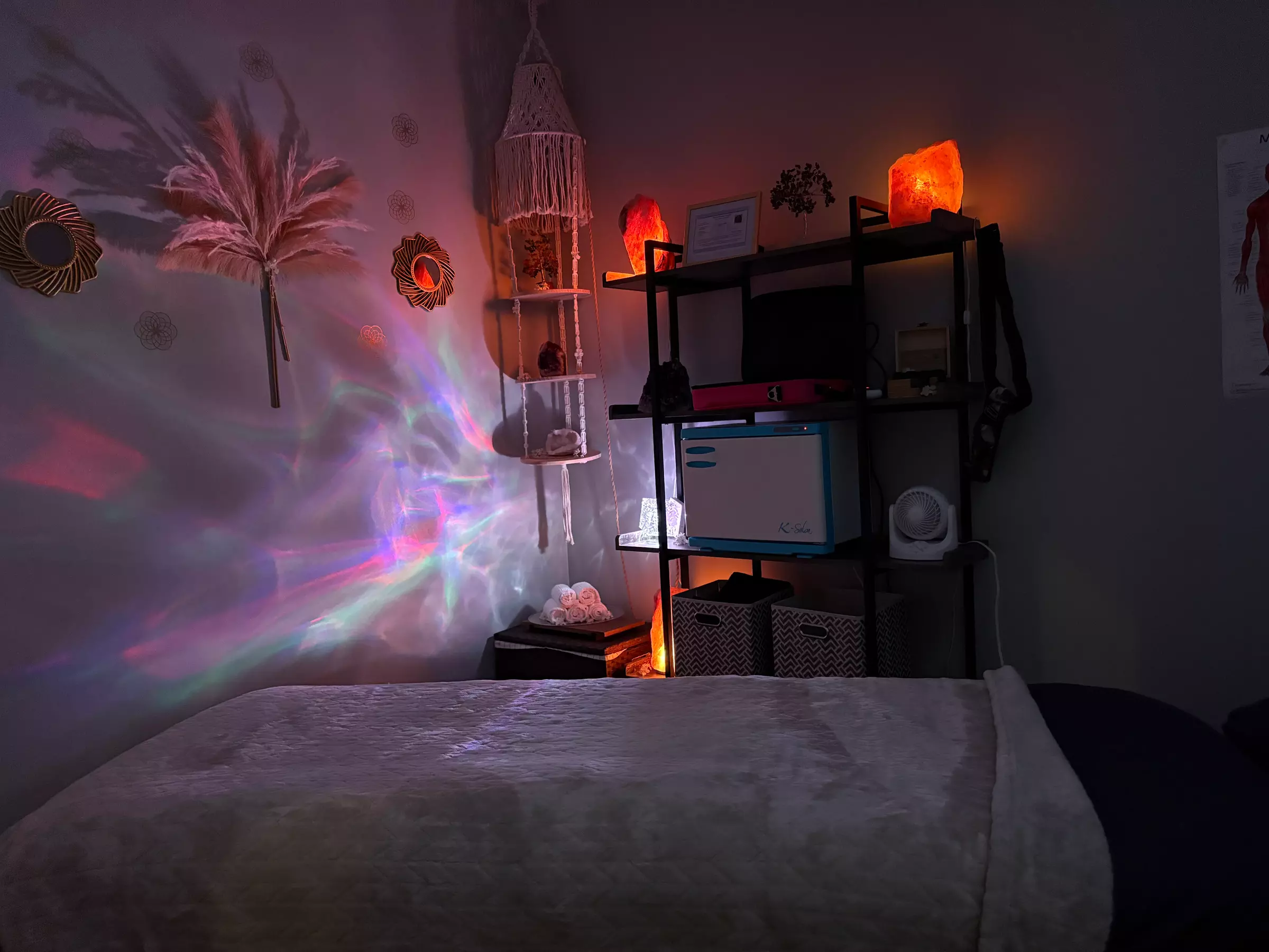 Enjoy One, Three 60-Min or One 90-Min Massage of Your Choice