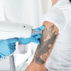 Image 1: 3 o 6 sesiones de eliminación de tatuaje de hasta 10 x 10 cm para 1
