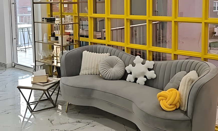 Image 2: Luxurious Scalp Spa Treatment for One or Two People