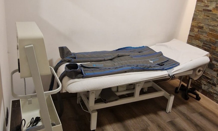 Image 1: Presoterapia corporal con presoterapia ocular 