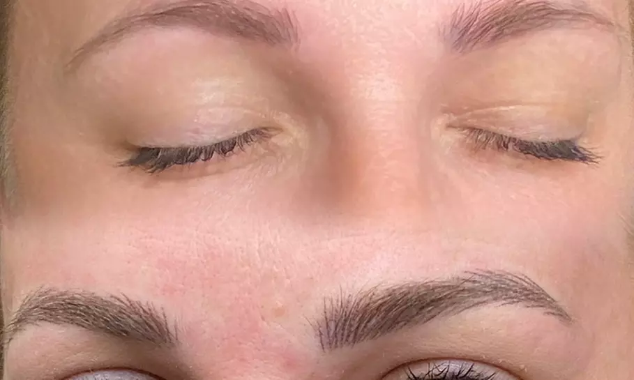 Up to 82% Off on Permanent Eyebrow Makeup at BrowMetixx