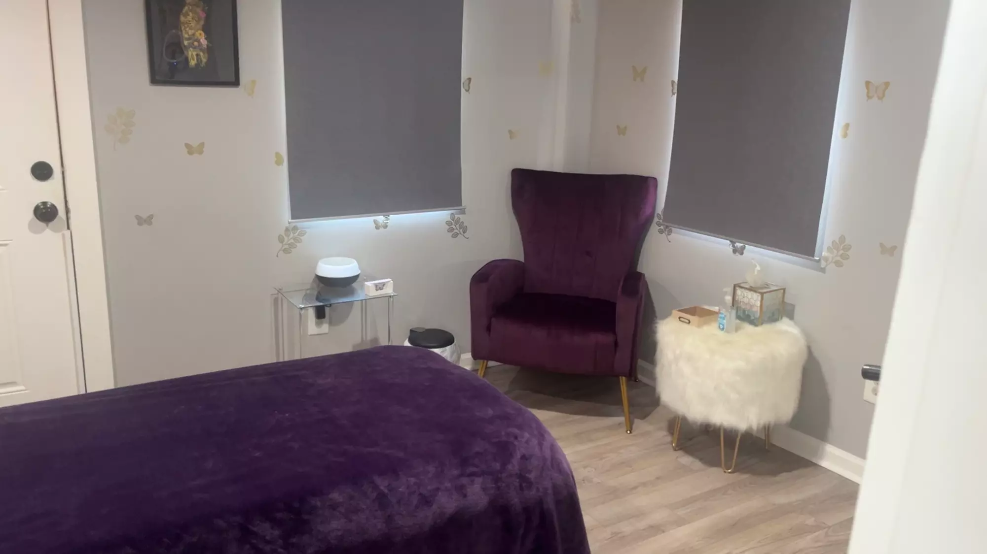Unwind with a One 60 or 90-minute Swedish Massage Session