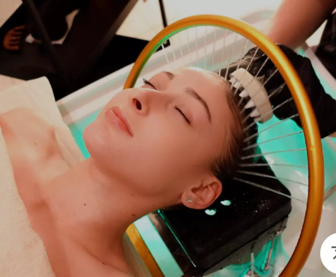 Relax with 60-min Couples VIP/ Signature or 90-min Relaxing Head Spa at Wellness Massage & Spa(Up to 43% Off) - Primary Image