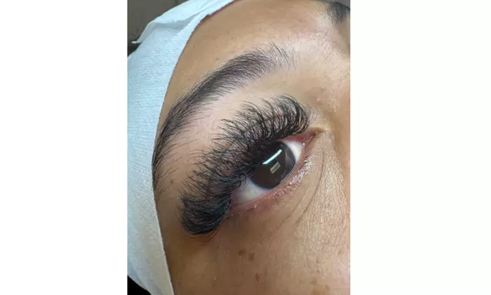 Up to 50% Off False Eyelash Application — Glam Up Your Look Today! ✨