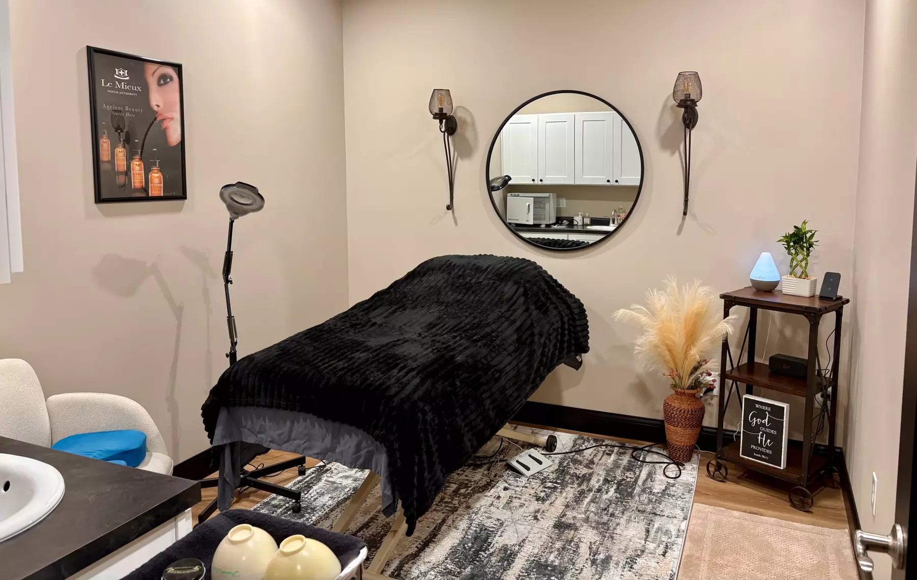 Experience One, Three or Five Dermaplaning with Lymphatic Drainage