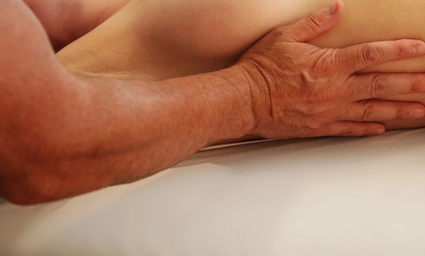 Image 2: 45, 60 or 75-Minute Post-Op Healing Massage by Male Specialist
